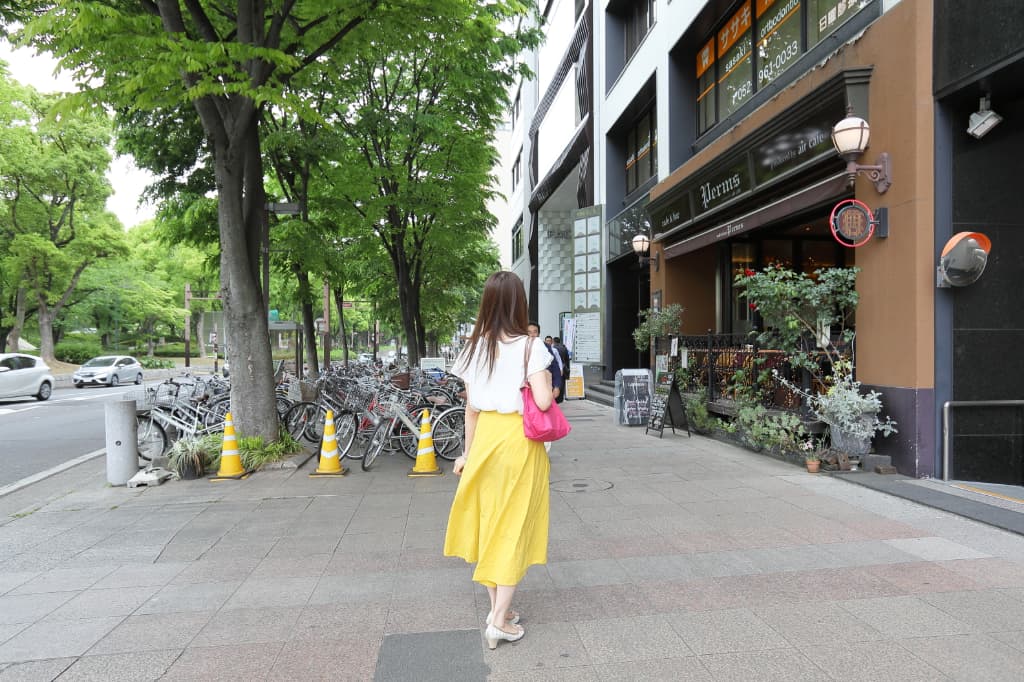 クリニックが入居するビル外観